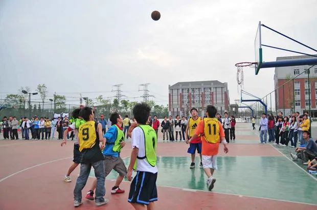 2023年四川對(duì)口高考14個(gè)專業(yè)類別各院校專科批調(diào)檔線一覽表